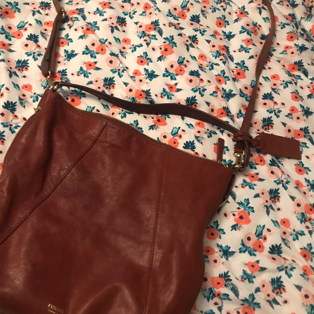 Fossil purse.